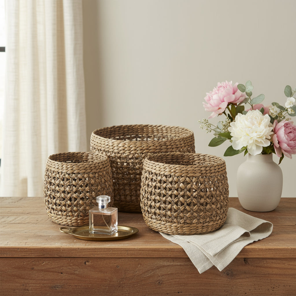 SET OF THREE BROWN WICKER BASKET - Varnish & Vibe