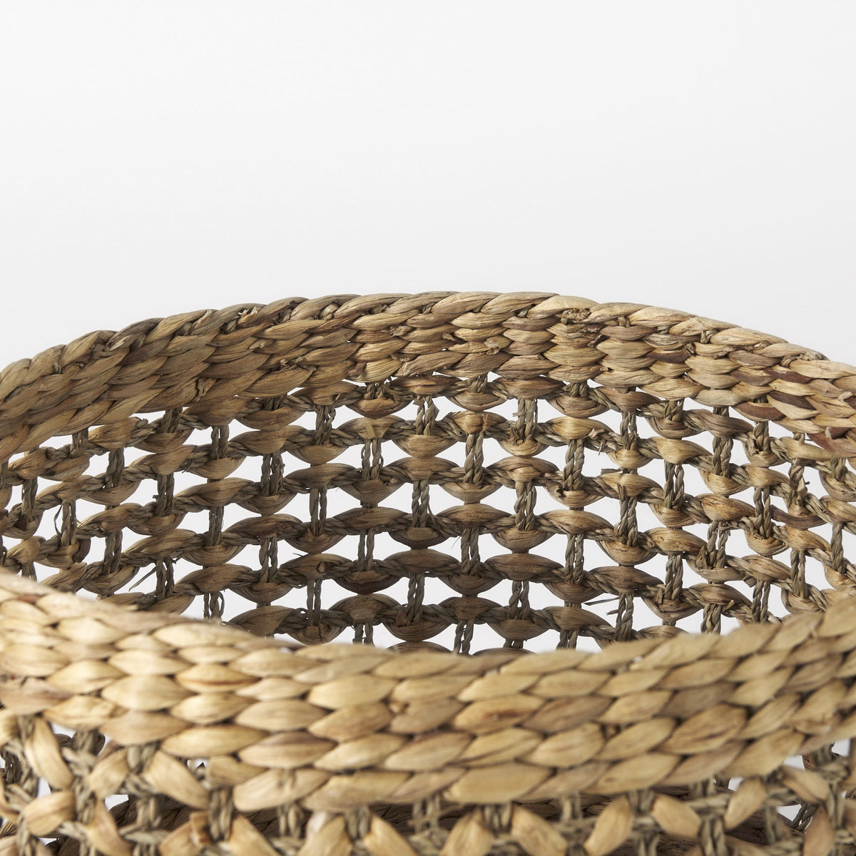 SET OF THREE BROWN WICKER BASKET - Varnish & Vibe
