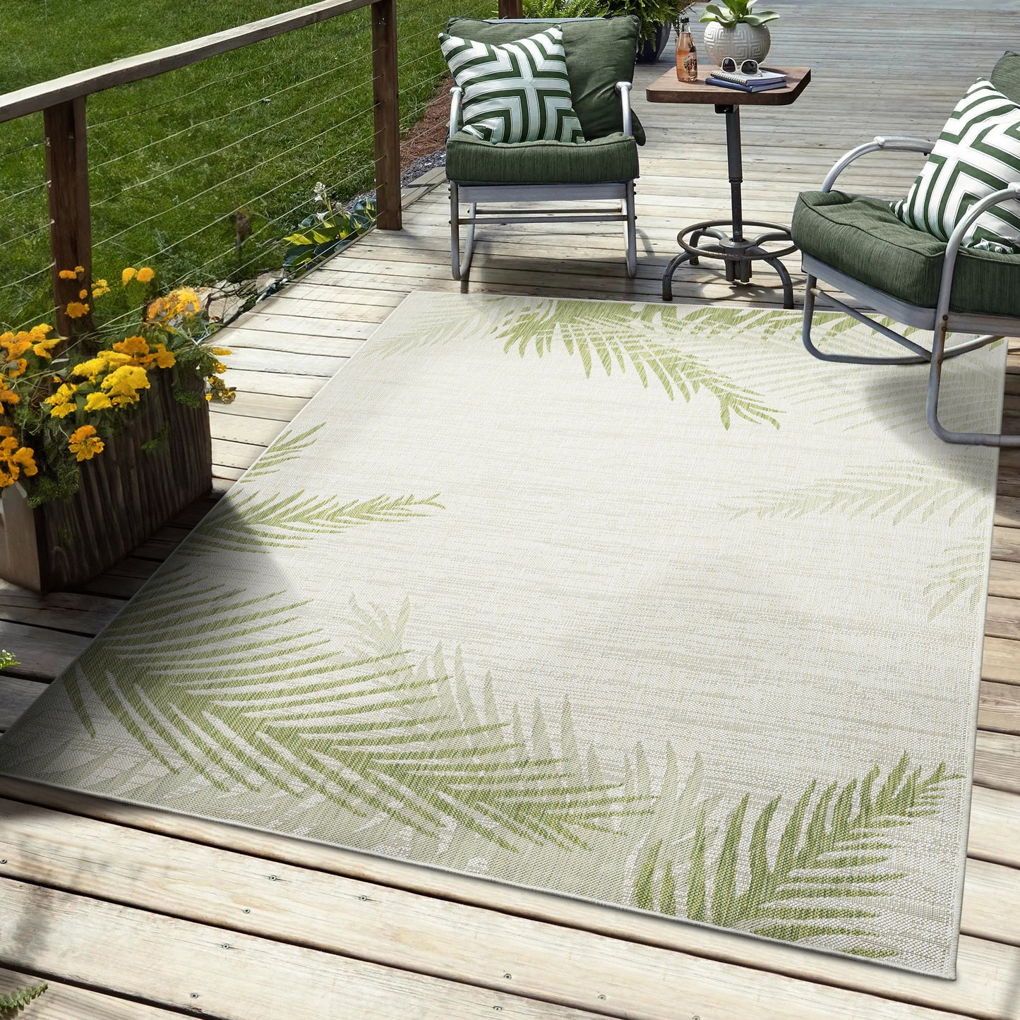 LAKEVIEW 5' x 7' PALMS OUTDOOR RUG