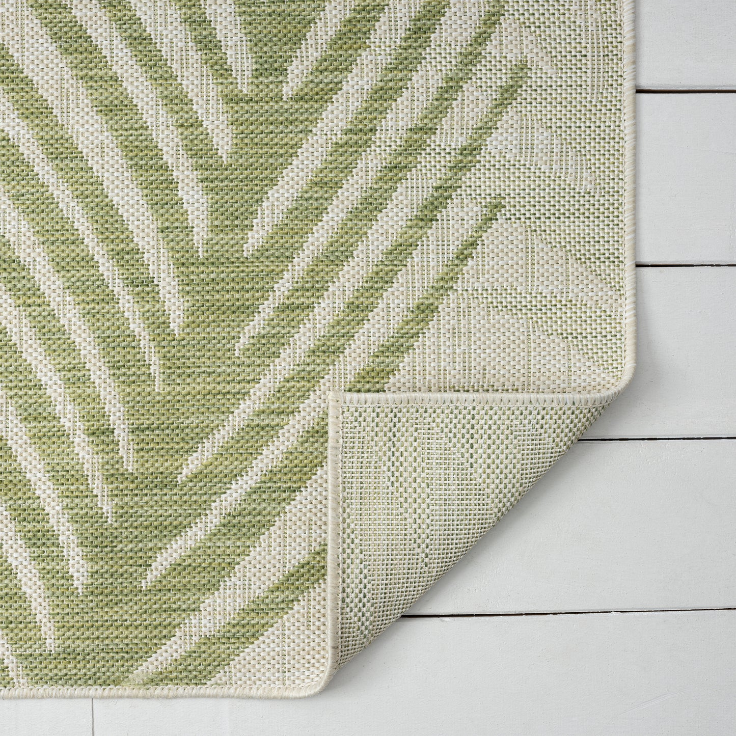 LAKEVIEW 5' x 7' PALMS OUTDOOR RUG