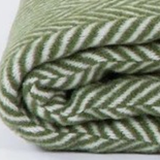 GREEN HERRINGBONE PLUSH THROW BLANKET