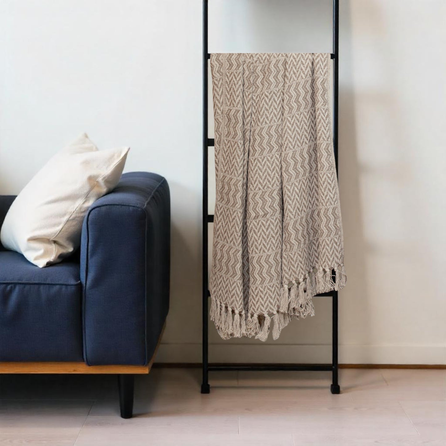 LAKEVIEW HERRINGBONE THROW BLANKET - Varnish & Vibe
