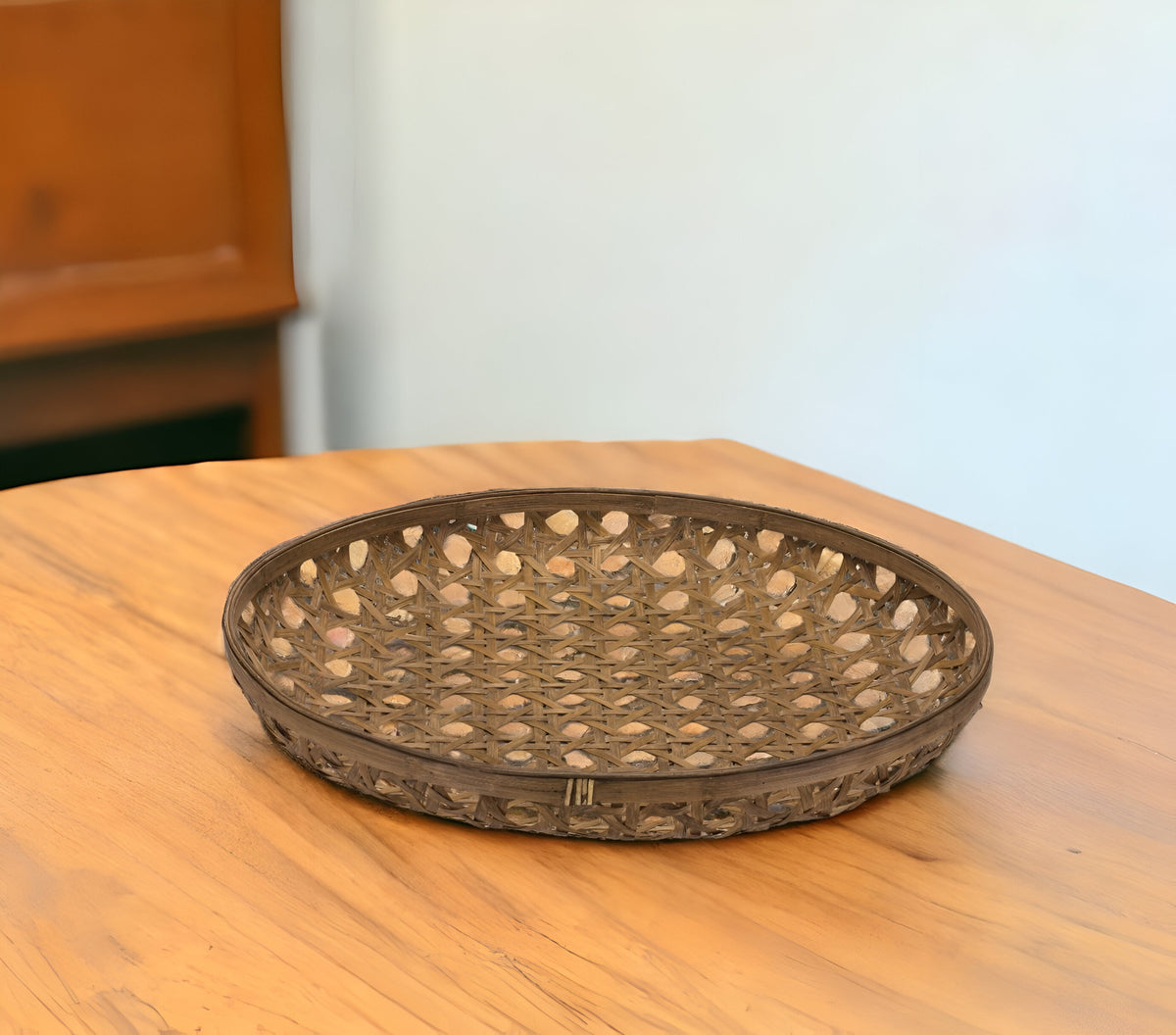 26" BROWN BAMBOO WEAVE ROUND WOOD VANITY TRAY - Varnish & Vibe
