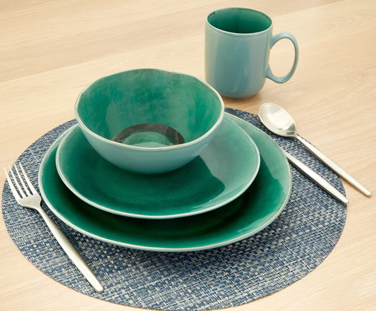 GREEN CERAMIC DINNERWARE 16-PIECE SET FOR FOUR - Varnish & Vibe