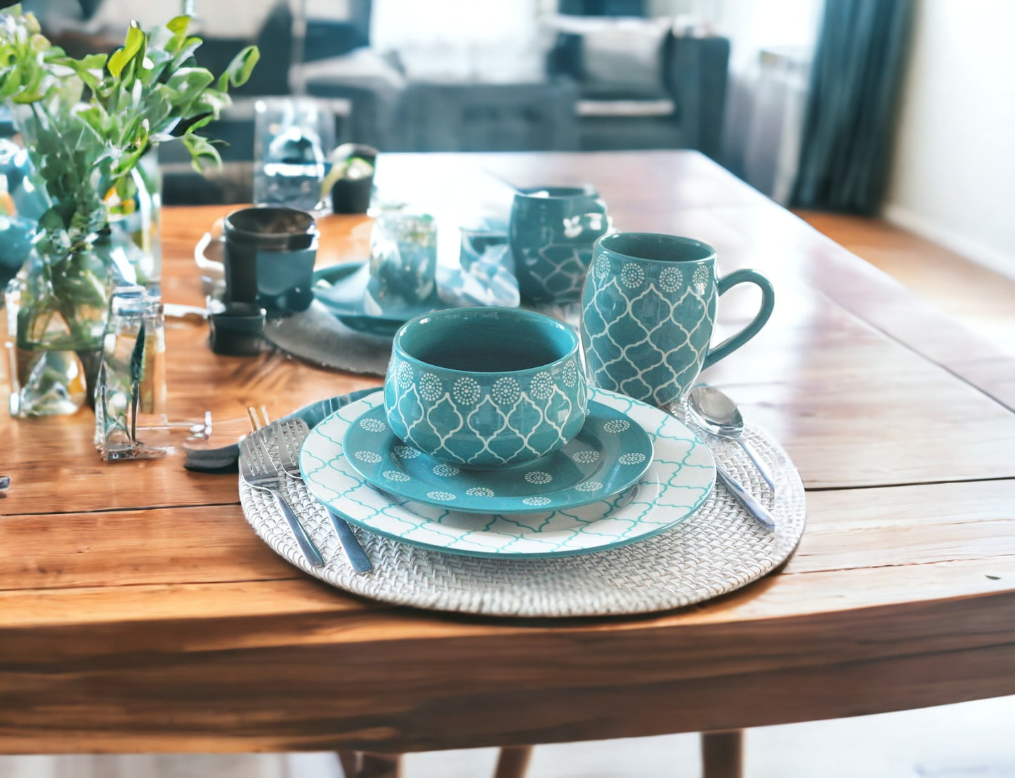 OCEAN TURQUOISE CERAMIC DINNERWARE 16-PIECE SET FOR FOUR
