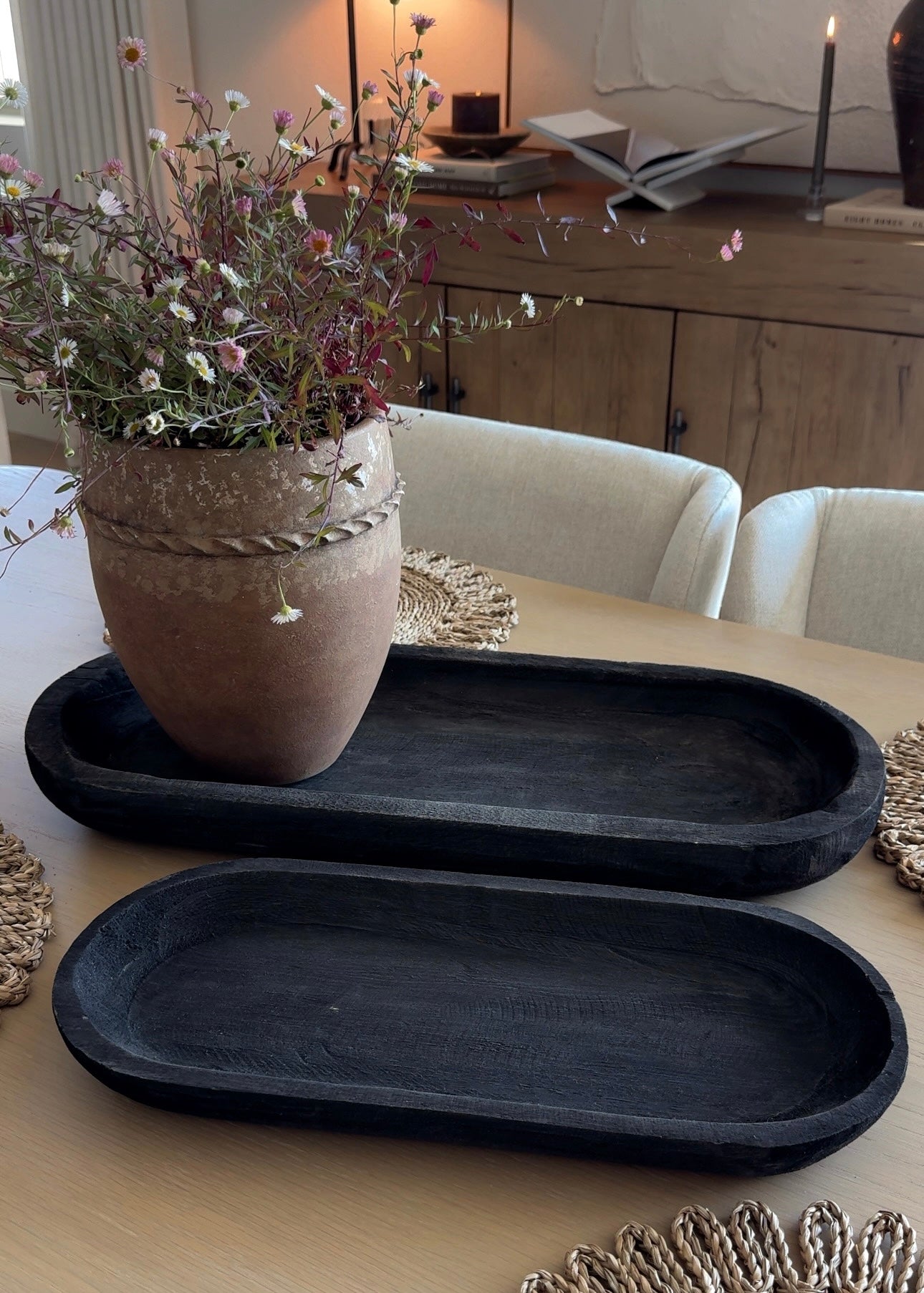 OCEAN SET OF TWO SOLID WOOD SERVING TRAYS - Varnish & Vibe