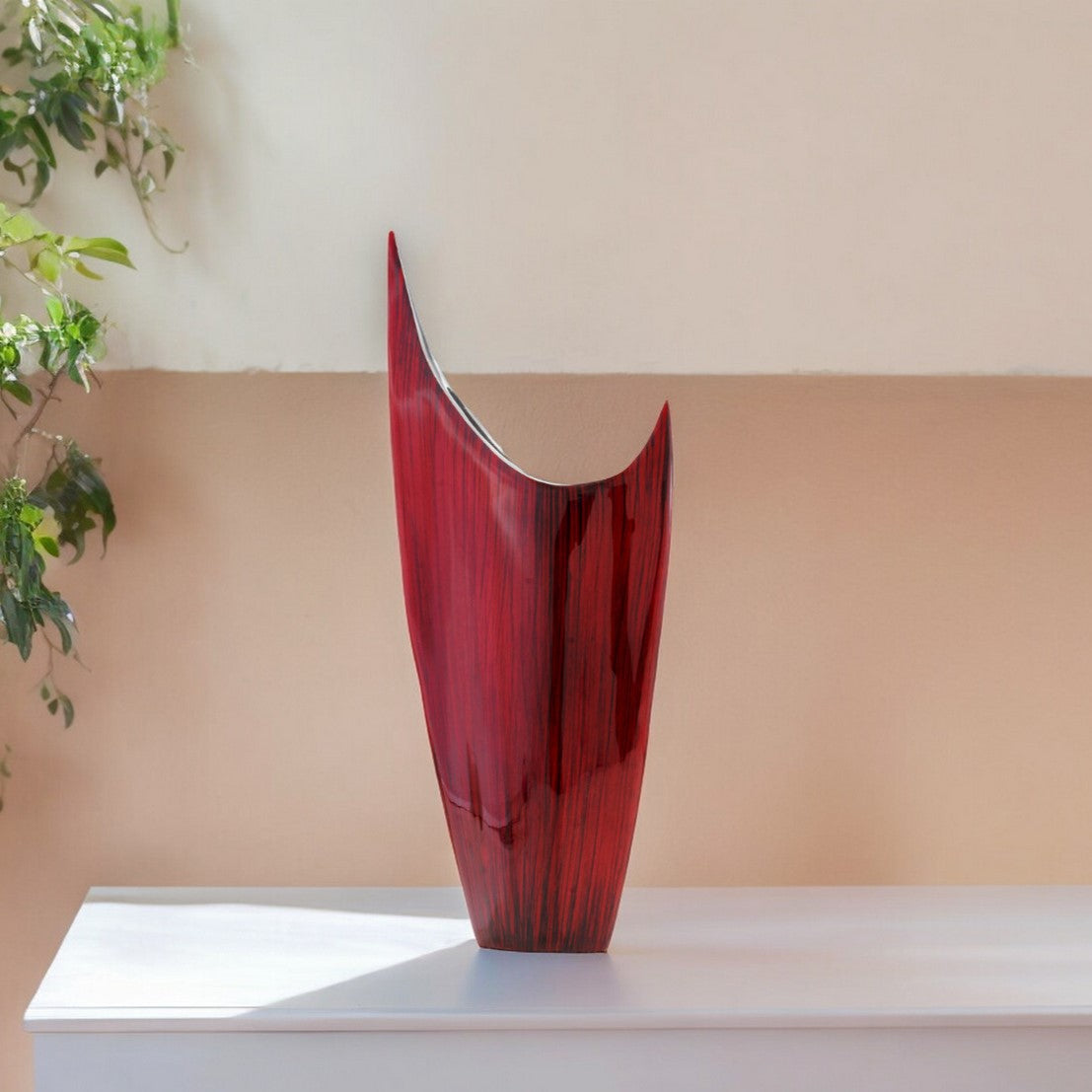 18" RED ALUMINUM TABLE VASE