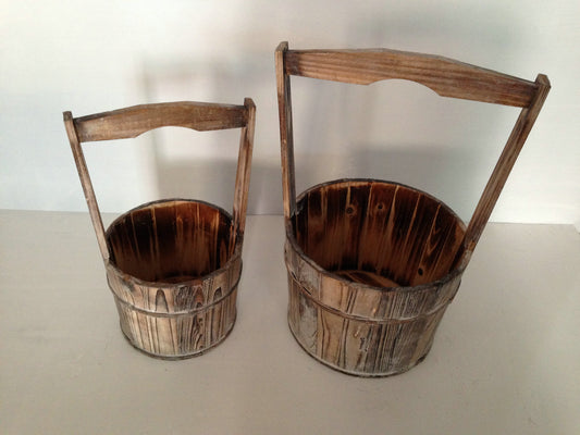 LAKEVIEW SET OF TWO WOOD GARDEN PLANTERS