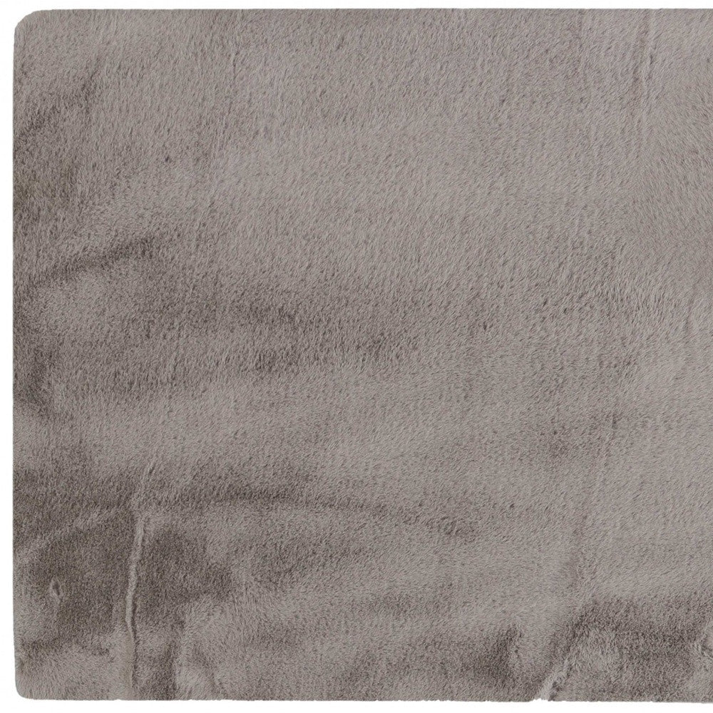 LAUREL 5' X 8' GRAY FAUX FUR WASHABLE AREA RUG