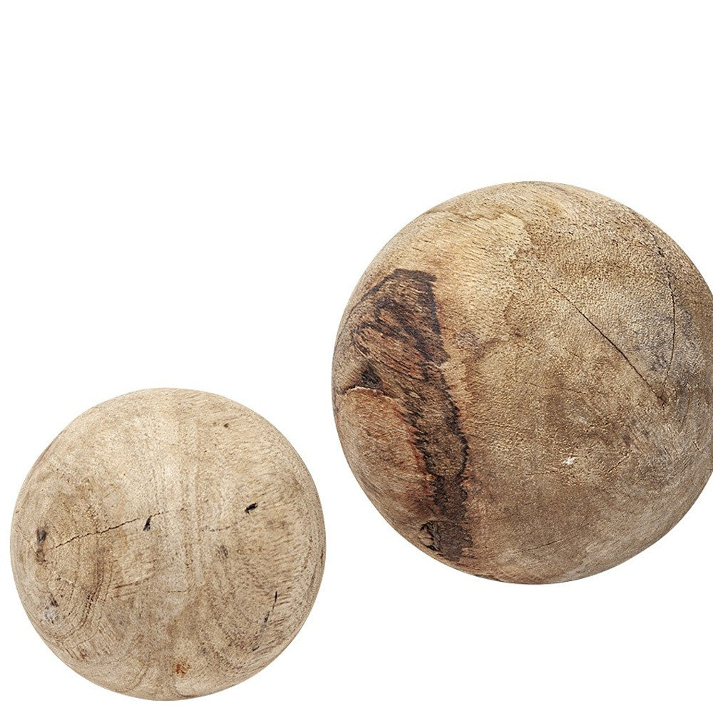 SET OF THREE WOODEN SPHERES - Varnish & Vibe