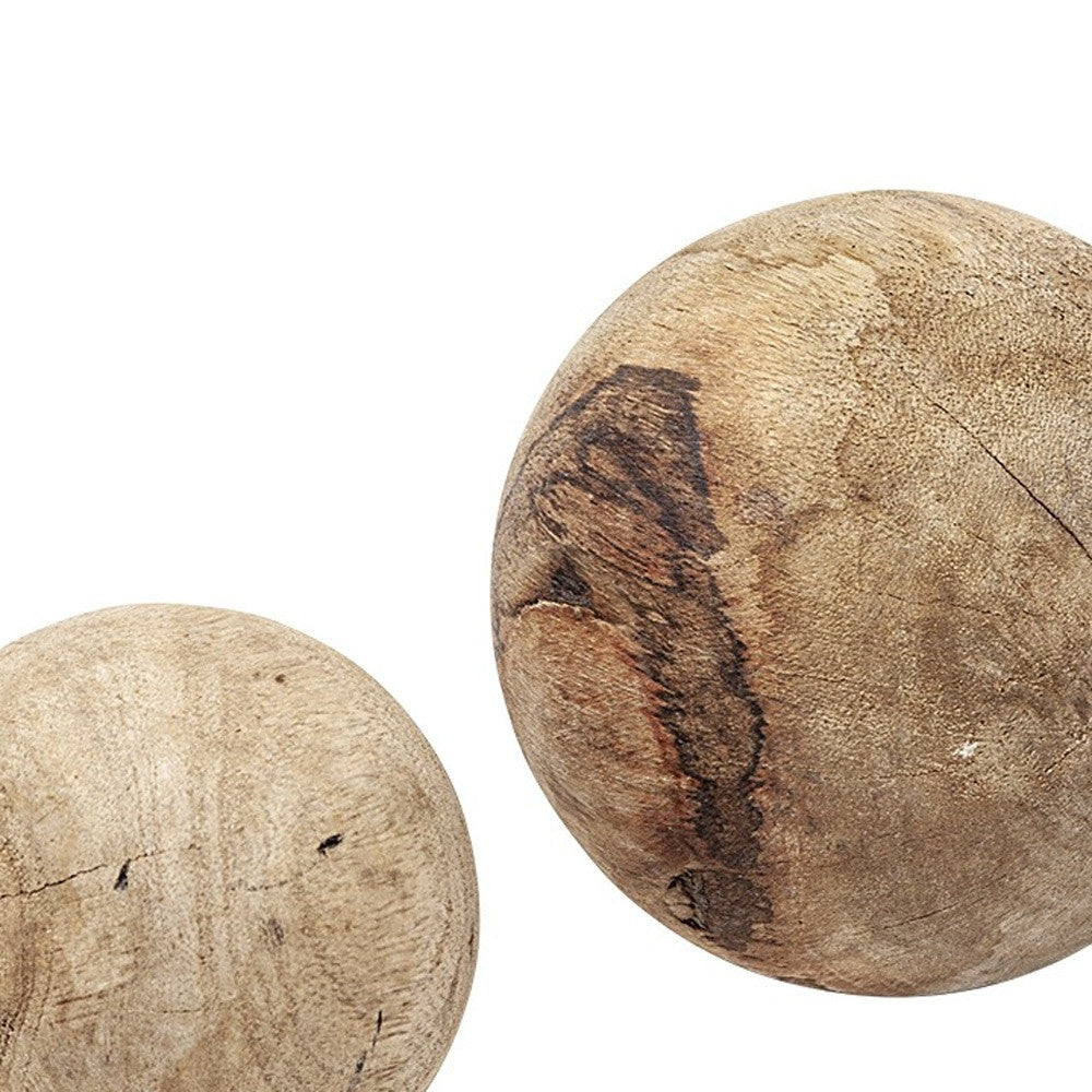 SET OF THREE WOODEN SPHERES - Varnish & Vibe