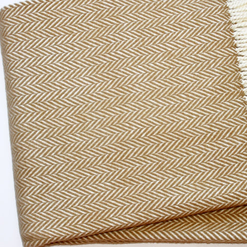 PALISADES 70" X 55" COPPER AND WHITE COTTON BLEND WOVEN HERRINGBONE PLUSH THROW BLANKET WITH TASSELS - Varnish & Vibe