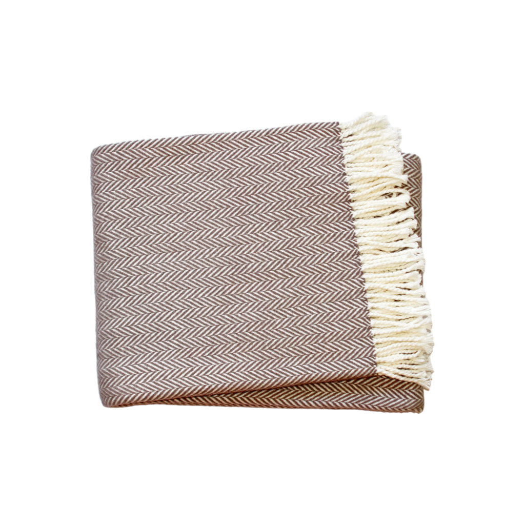 PALISADES 70" X 55" BROWN AND WHITE COTTON BLEND WOVEN HERRINGBONE PLUSH THROW BLANKET WITH TASSELS - Varnish & Vibe