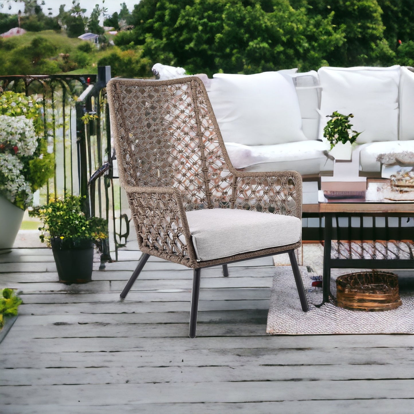 LAKEVIEW OUTDOOR ARMCHAIR
