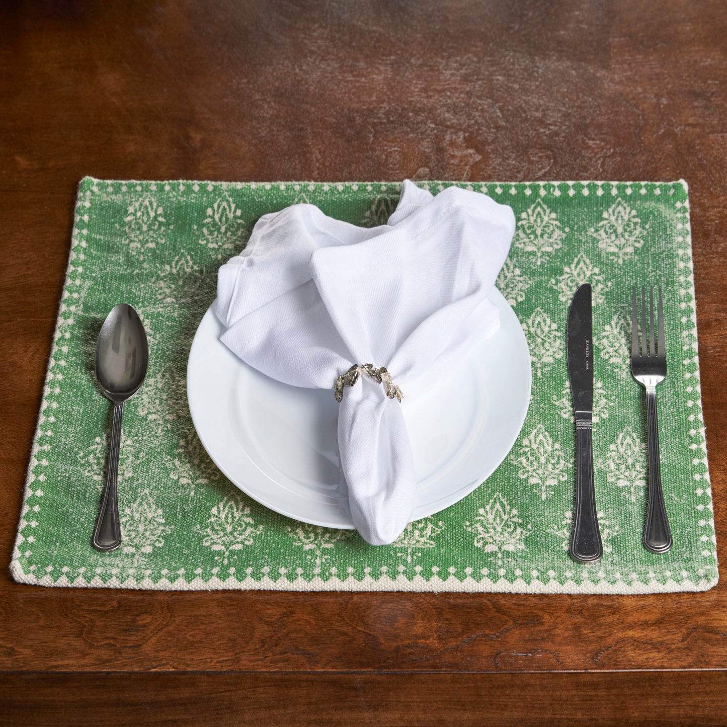 19" SET OF FOUR GREEN AND CREAM GEOMETRIC MEDALLION COTTON PLACEMATS - Varnish & Vibe