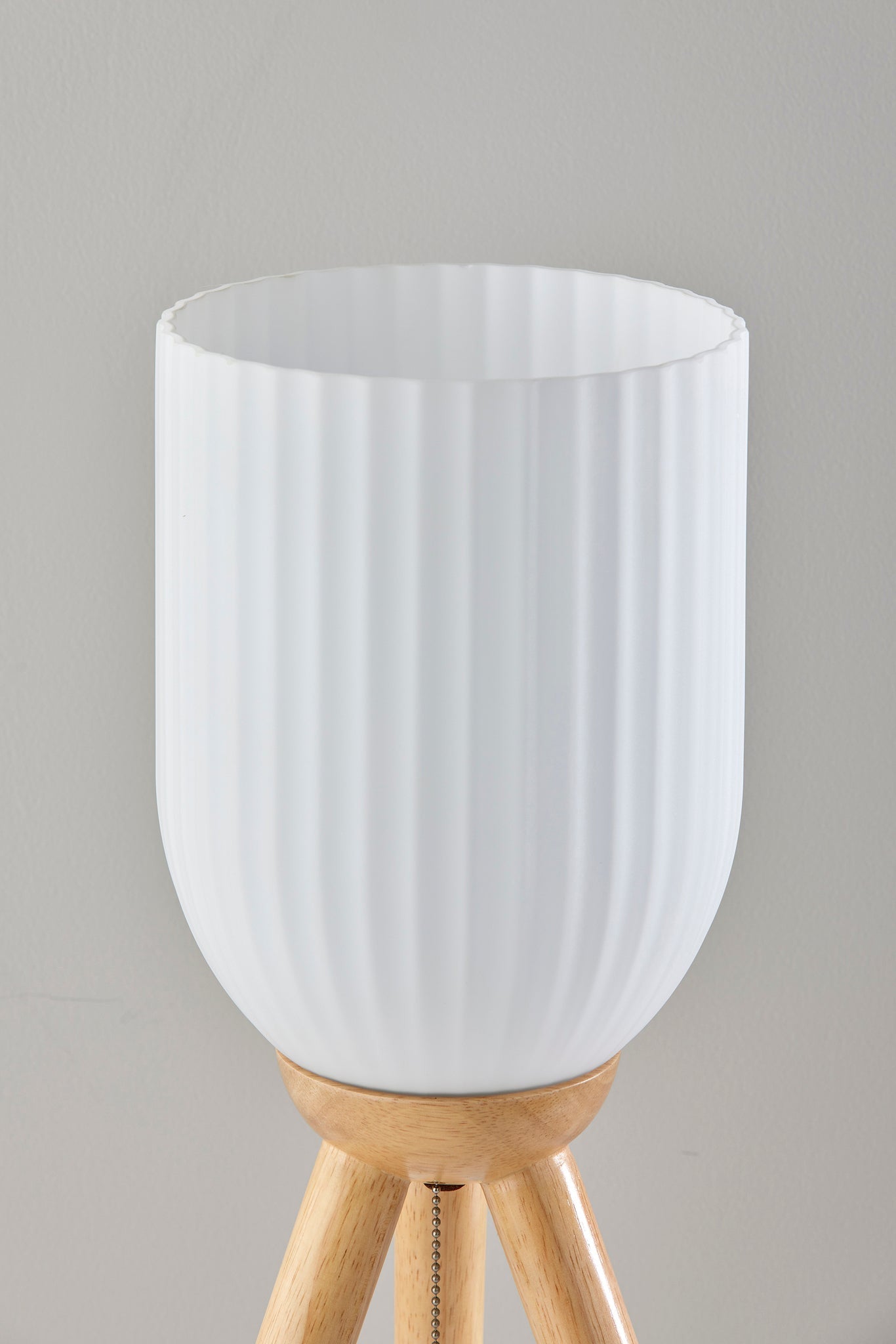 MALIBU 23" NATURAL SOLID WOOD TRIPOD TABLE LAMP WITH WHITE RIBBED GLASS SHADE - Varnish & Vibe