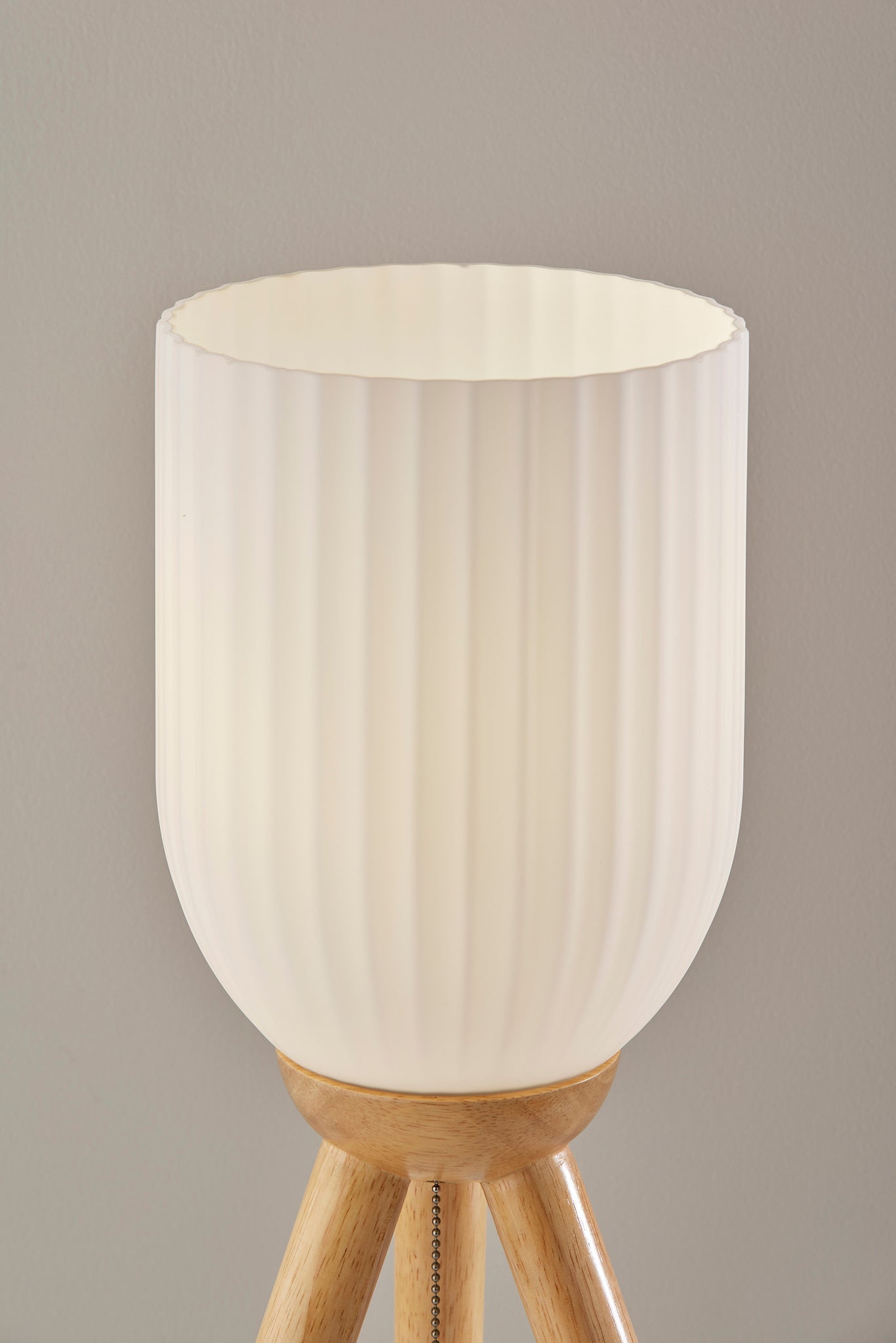 MALIBU 23" NATURAL SOLID WOOD TRIPOD TABLE LAMP WITH WHITE RIBBED GLASS SHADE - Varnish & Vibe