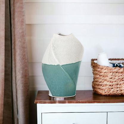 REDONDO CERAMIC VASE - Varnish & Vibe