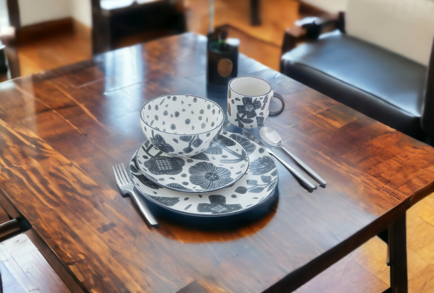 CALABASAS GRAY AND IVORY SIXTEEN PIECE ROUND FLORAL CERAMIC SERVICE FOR FOUR DINNERWARE SET - Varnish & Vibe