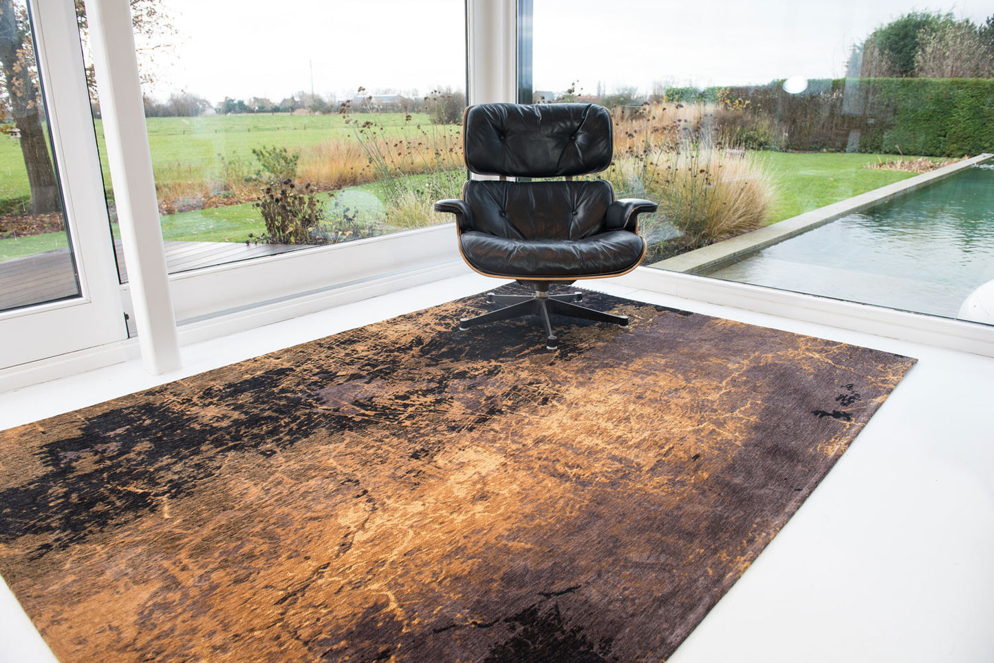 HARBOR ABSTRACT RUG - Varnish & Vibe