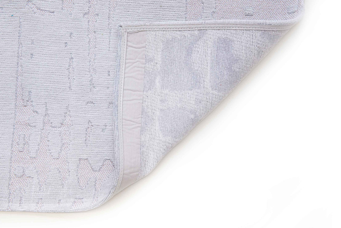 OCEAN 9' x 13' WHITE ABSTRACT RUG