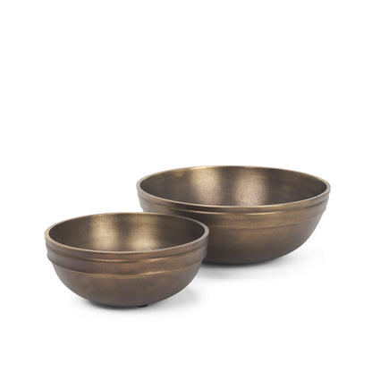 CALABASAS 11" BRASS METAL ROUND CENTERPIECE BOWL - Varnish & Vibe