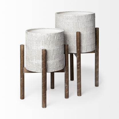MALIBU SET OF TWO CREAM AND BROWN CERAMIC AND WOOD ROUND ELEVATED PLANTERS - Varnish & Vibe