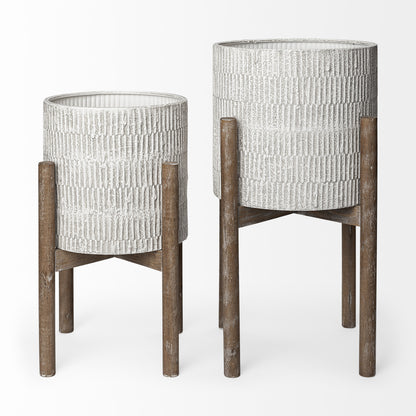 MALIBU SET OF TWO CREAM AND BROWN CERAMIC AND WOOD ROUND ELEVATED PLANTERS - Varnish & Vibe