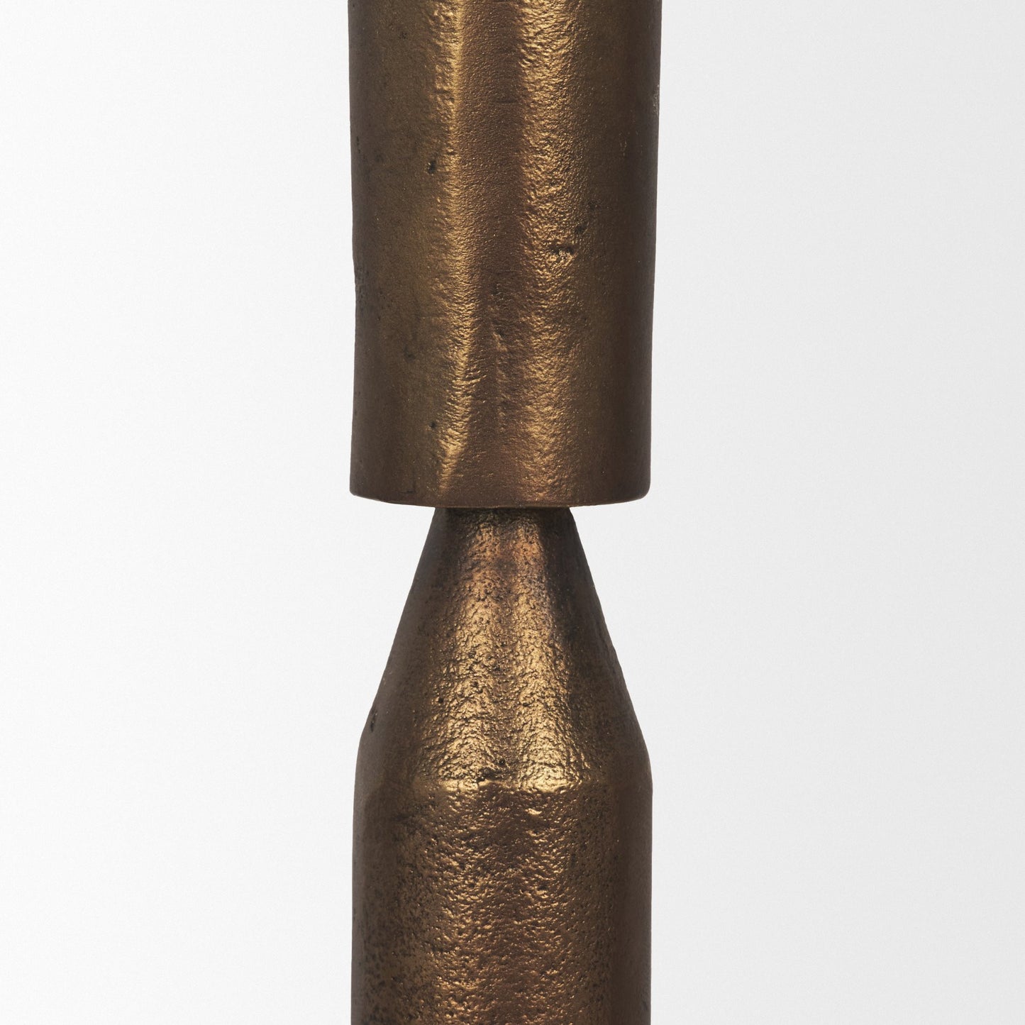 PALISADES SET OF THREE ANTIQUED BRASS METAL TABLETOP TAPER CANDLESTICKS - Varnish & Vibe
