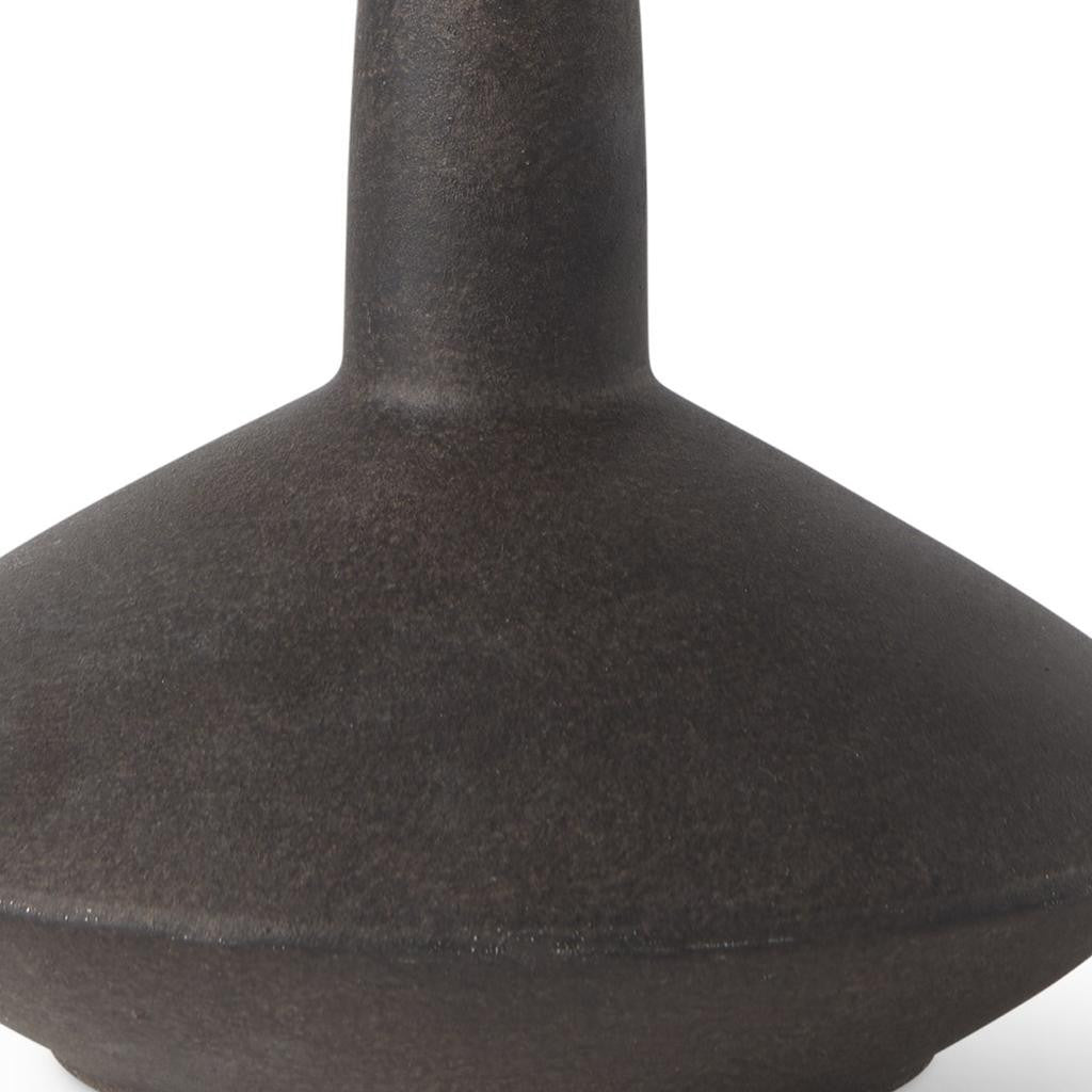 PALISADES 7" BROWN CERAMIC BUD TABLE VASE - Varnish & Vibe