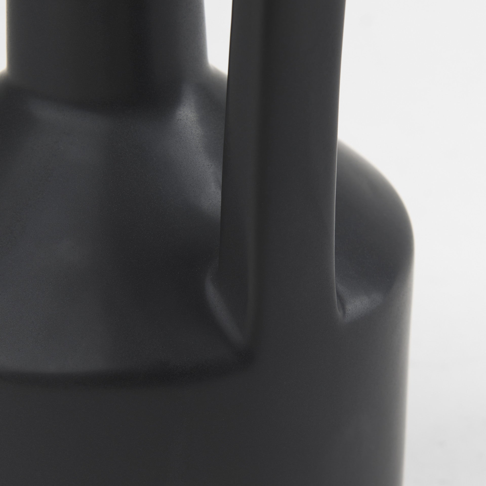 PALISADES 13" BLACK CERAMIC TABLE VASE - Varnish & Vibe